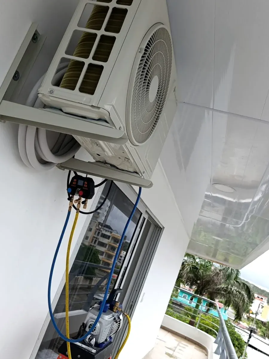 Instalación con vacío del sistema
